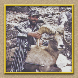 yellowhorn outfitters arizona hunting yellowhorn arizona bighorn sheep guiding outfitting deer elk antelope photography" width="252" height="252" border="0" /></a></div></td>     <td><div align="center"><a href="minnesota_sheep_wide.html"><img src="images/minnesota_sheep_thumb.jpg" alt="arizona hunting yellowhorn arizona bighorn sheep guiding outfitting deer elk antelope photography